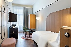 Hotel Astoria Vienna, Curio Collection by Hilton
