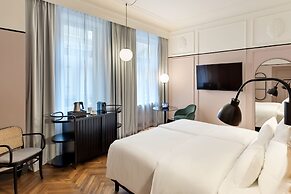 Hotel Astoria Vienna, Curio Collection by Hilton