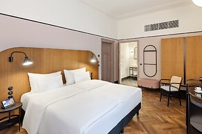 Hotel Astoria Vienna, Curio Collection by Hilton
