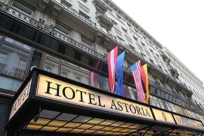 Hotel Astoria Vienna, Curio Collection by Hilton