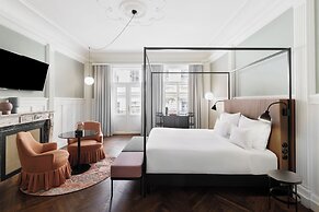 Hotel Astoria Vienna, Curio Collection by Hilton
