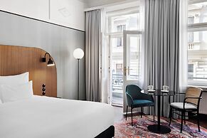 Hotel Astoria Vienna, Curio Collection by Hilton