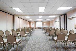 Quality Inn & Suites Conference Center