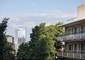 Park Lane Suites and Inn