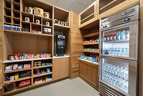 DoubleTree by Hilton Milwaukee - Brookfield