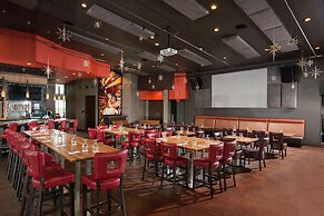 The Broadway Columbia - a DoubleTree by Hilton