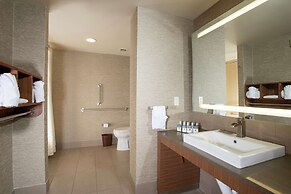 The Broadway Columbia - a DoubleTree by Hilton