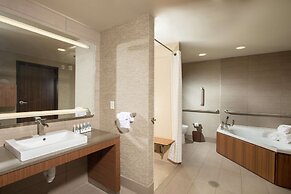 The Broadway Columbia - a DoubleTree by Hilton