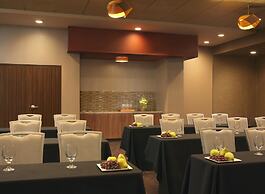 The Broadway Columbia - a DoubleTree by Hilton
