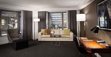 The Logan Philadelphia, Curio Collection by Hilton