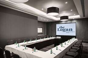 The Logan Philadelphia, Curio Collection by Hilton