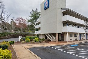 Motel 6 Charlotte, NC - Coliseum