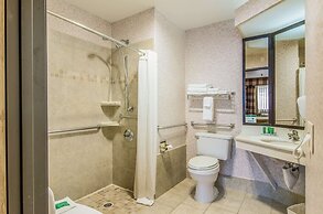 GuestHouse Inn & Suites Hotel Poulsbo