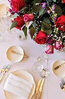 Thompson Chicago, by Hyatt