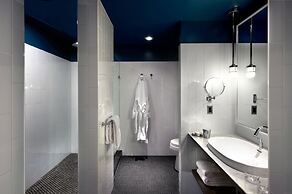 Thompson Chicago, by Hyatt