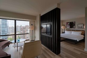 Thompson Chicago, by Hyatt