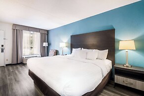 Clarion Inn Cleveland near University