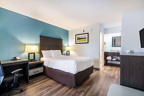 Clarion Inn Cleveland near University