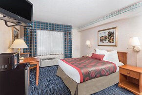 Ramada by Wyndham Kent Seattle Area