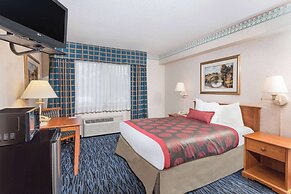 Ramada by Wyndham Kent Seattle Area