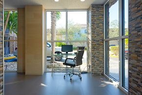 The Palms Inn & Suites