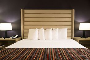 The Palms Inn & Suites