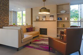 The Palms Inn & Suites