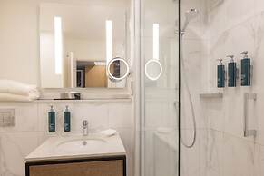 DoubleTree by Hilton Manchester Airport