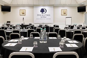 DoubleTree by Hilton Manchester Airport