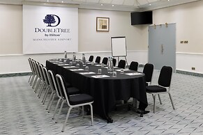 DoubleTree by Hilton Manchester Airport