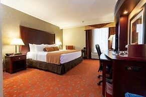 Hamilton Plaza Hotel & Conference Center