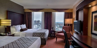 Hamilton Plaza Hotel & Conference Center