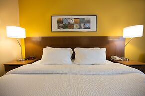 Fairfield Inn & Suites by Marriott Burlington