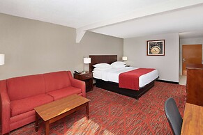 Ramada by Wyndham Bowling Green