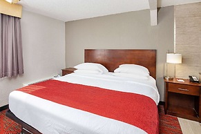 Ramada by Wyndham Bowling Green