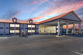 Ramada by Wyndham Bowling Green