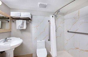 Ramada by Wyndham Bowling Green