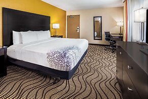 La Quinta Inn & Suites by Wyndham Carlsbad - Legoland Area