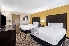 La Quinta Inn & Suites by Wyndham Carlsbad - Legoland Area