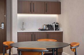 Hilton London Metropole