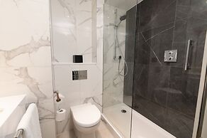 Hilton London Metropole