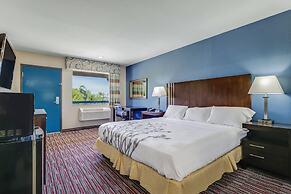 Econo Lodge Inn & Suites Enid South
