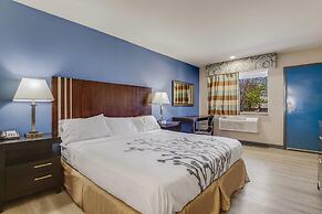 Econo Lodge Inn & Suites Enid South