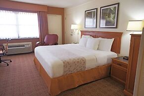 La Quinta Inn & Suites by Wyndham Coral Springs Univ Dr