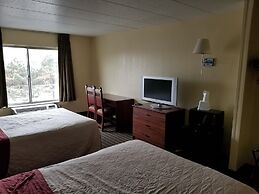 Travelodge by Wyndham Lansing IL
