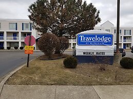 Travelodge by Wyndham Lansing IL