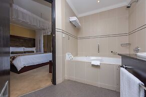 Sunbird Mount Soche Hotel