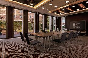 Wasserturm Hotel Cologne, Curio Collection by Hilton