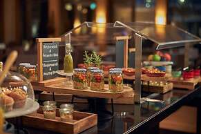 Wasserturm Hotel Cologne, Curio Collection by Hilton