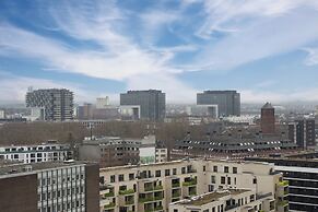 Wasserturm Hotel Cologne, Curio Collection by Hilton